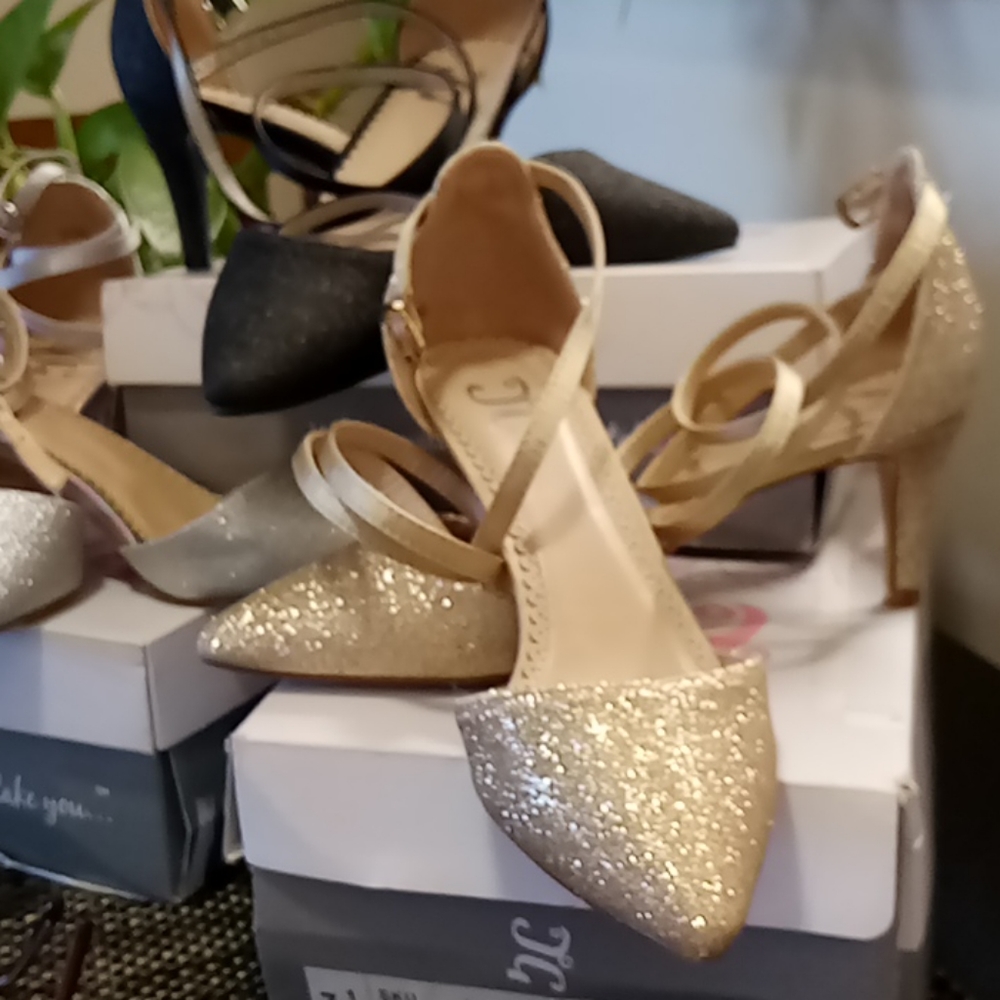 Blunder.beautiful heels 3# pair